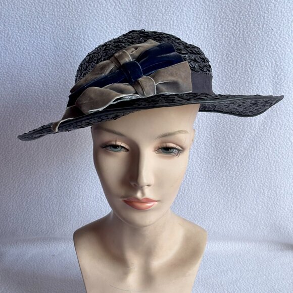 1940s Black Straw Wide Brim w/ Velvet Ribbons - Picture 1 of 10